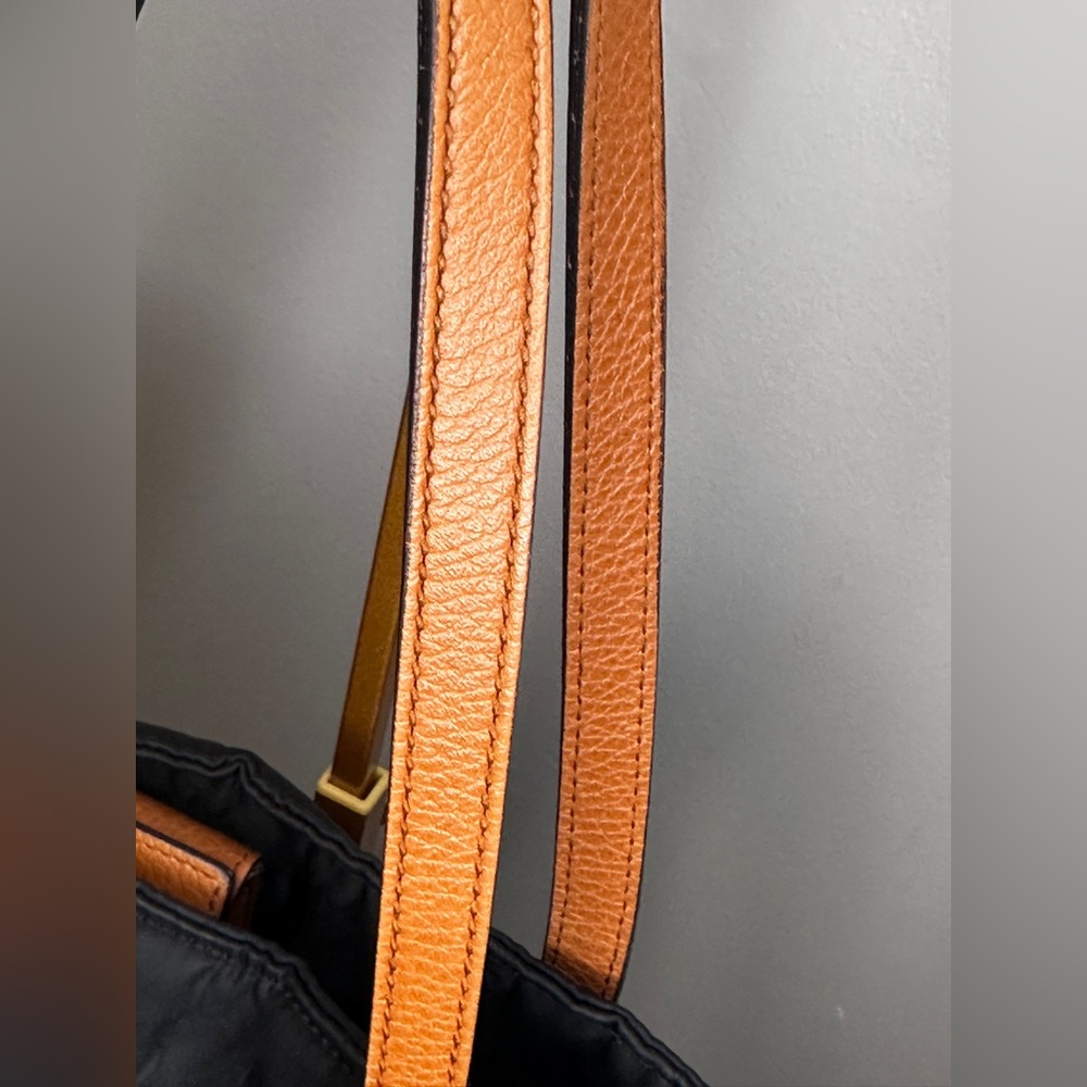 Gucci GG Guccissima tote with Brown Leather Straps and Tag - Picture 7 of 17